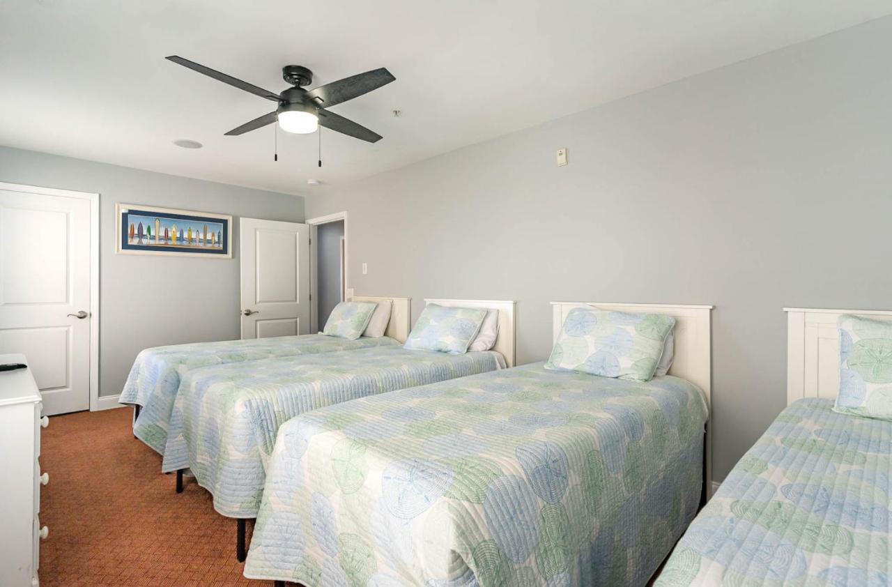 Spacious Penthouse Ocean Front 7 Bedroom Condo - Ambassador Villas Unit 401 Мертл-Біч Екстер'єр фото
